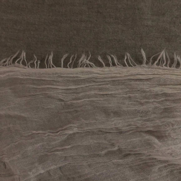 WHITE SCARF - Picture 2 of 2